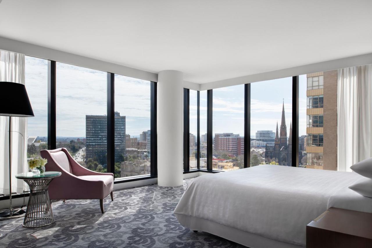 Sheraton Melbourne Hotel Eksteriør bilde A bedroom at The Westin