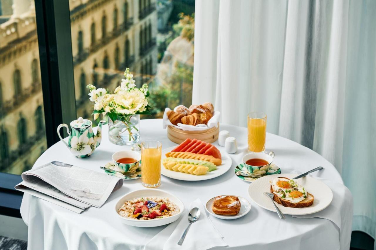 Sheraton Melbourne Hotel Eksteriør bilde A continental breakfast