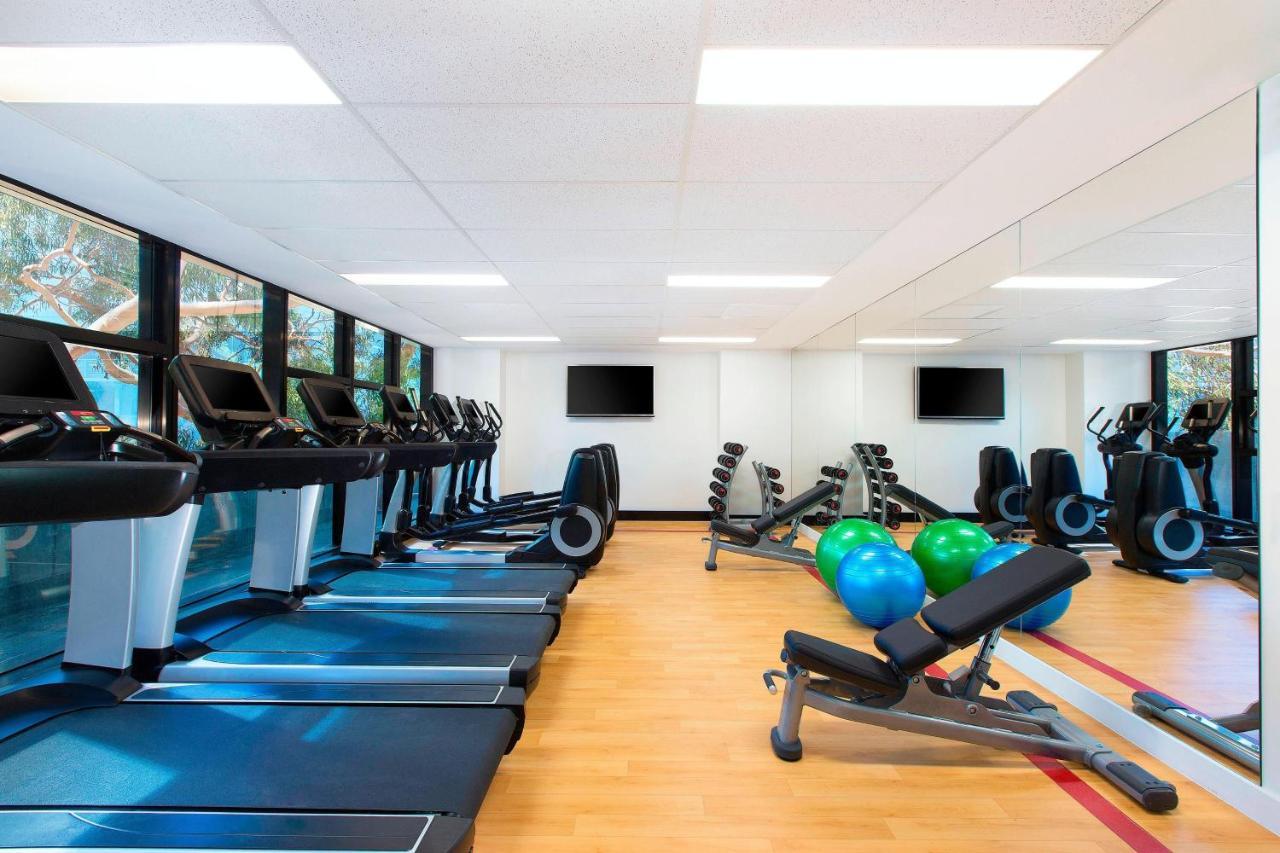 Sheraton Melbourne Hotel Eksteriør bilde The Westin Los Angeles Airport Fitness Center