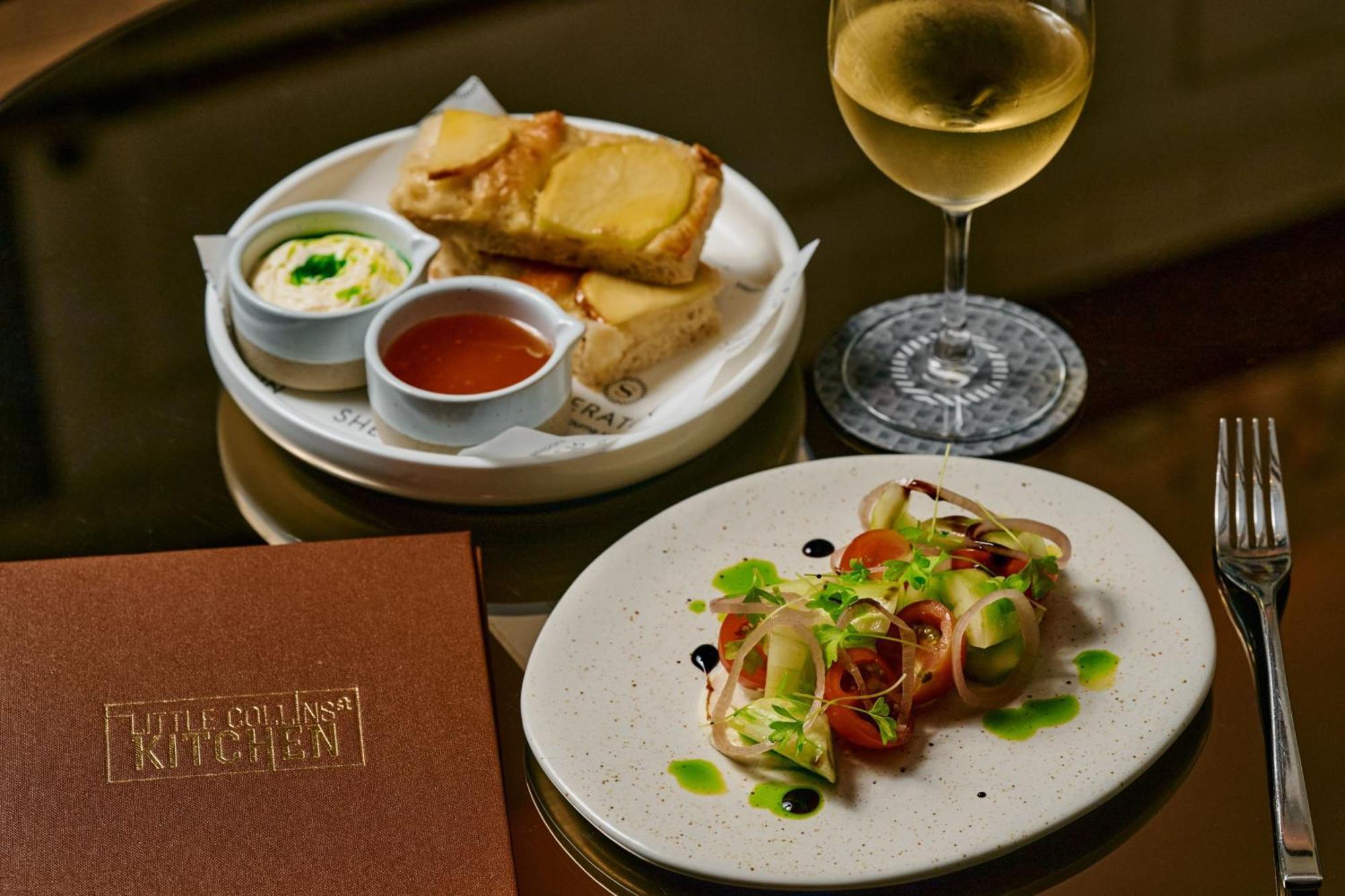 Sheraton Melbourne Hotel Eksteriør bilde A meal at Elements