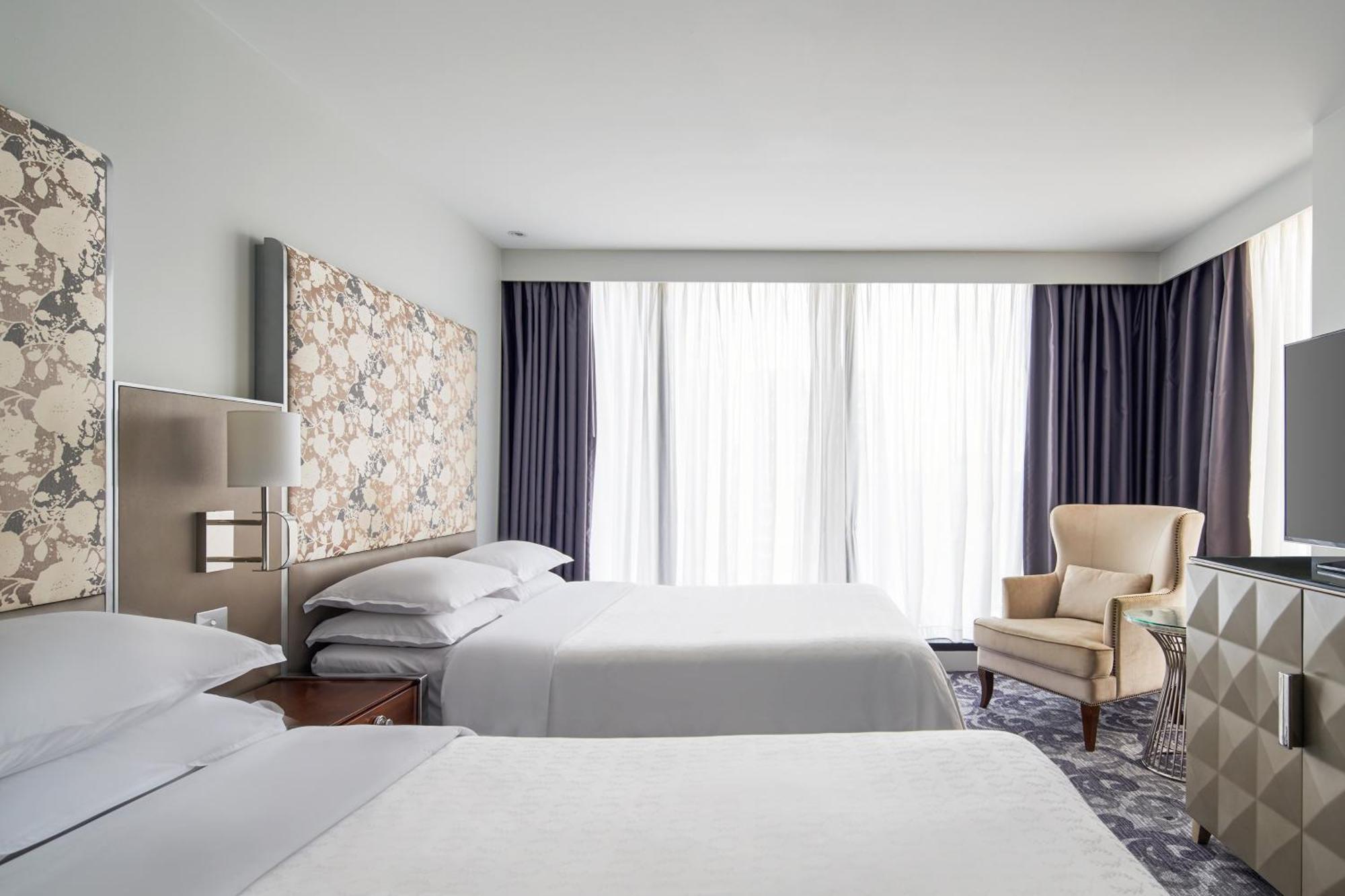 Sheraton Melbourne Hotel Eksteriør bilde A bedroom at the hotel